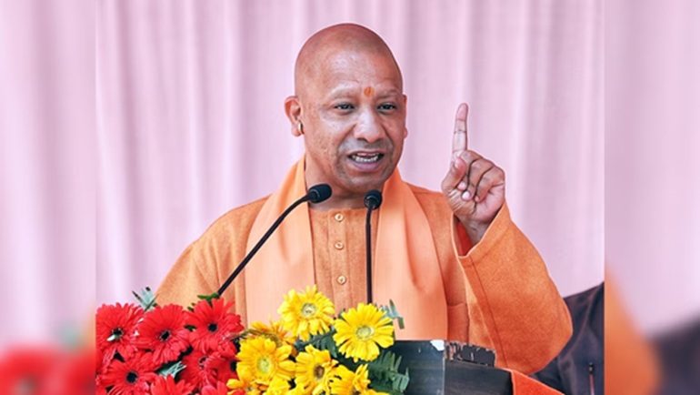 'शिथिलता मिली तो सबको सस्पेंड करो'— महिला की शिकायत पर मुख्यमंत्री की दो टूक