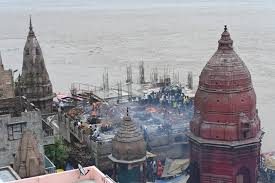 वाराणसी में गंगा का जलस्तर बढ़ने से तटवर्ती इलाकों में बाढ़ का खतरा, जिला प्रशासन अलर्ट