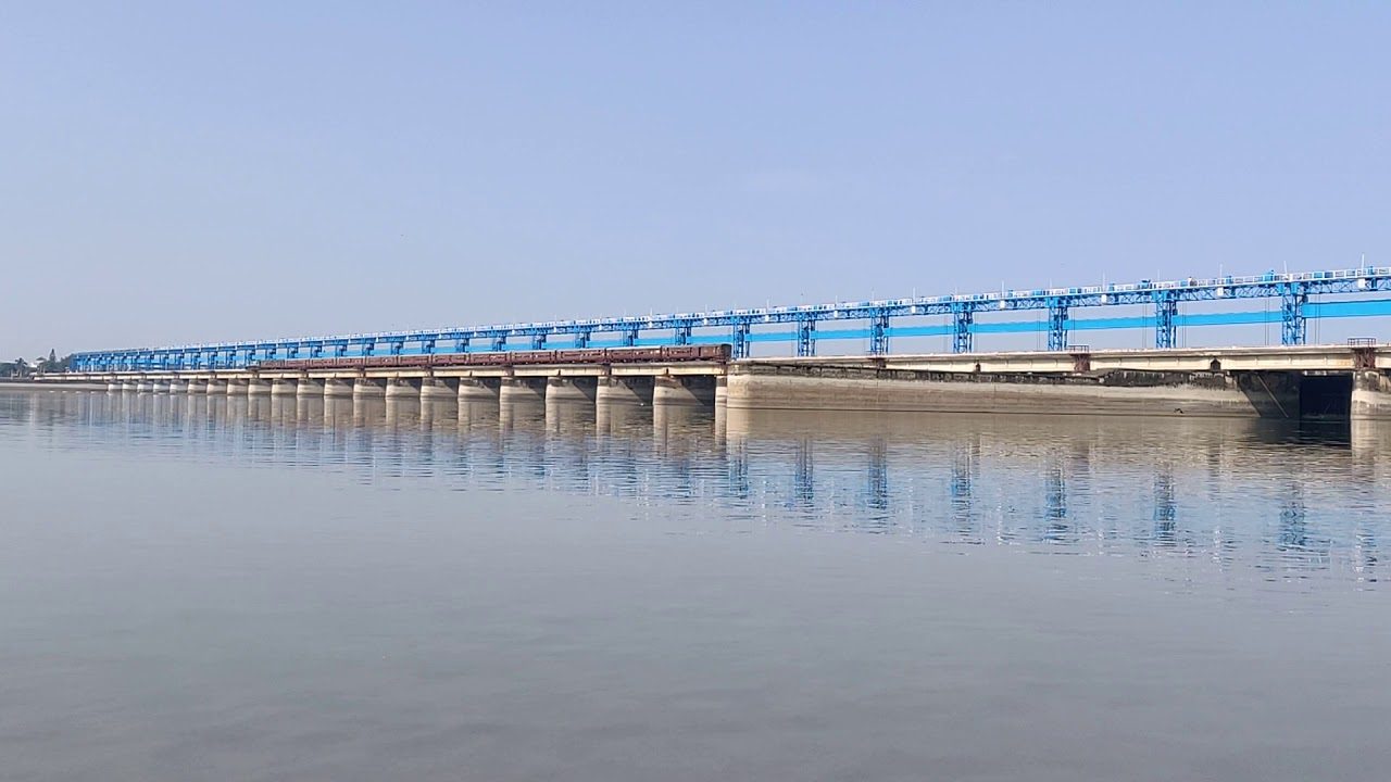 भारी बारिश के चलते नेपाल प्रशासन ने लखीमपुर खीरी डीएम से कैलाशपुर बांध के गेट खोलने की अनुमति मांगी